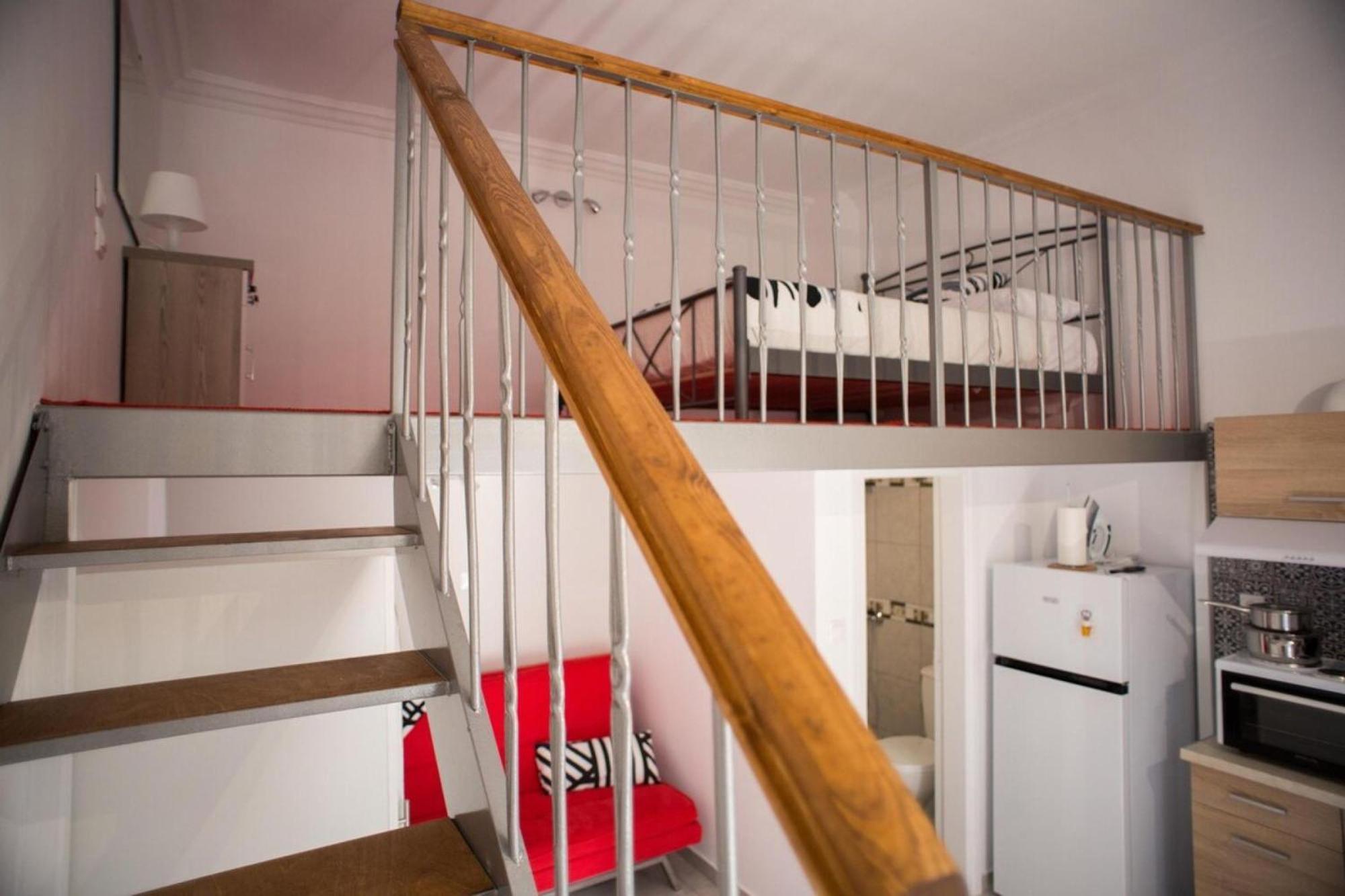 Aimou Studio'S Apartment'S Pireus Zewnętrze zdjęcie