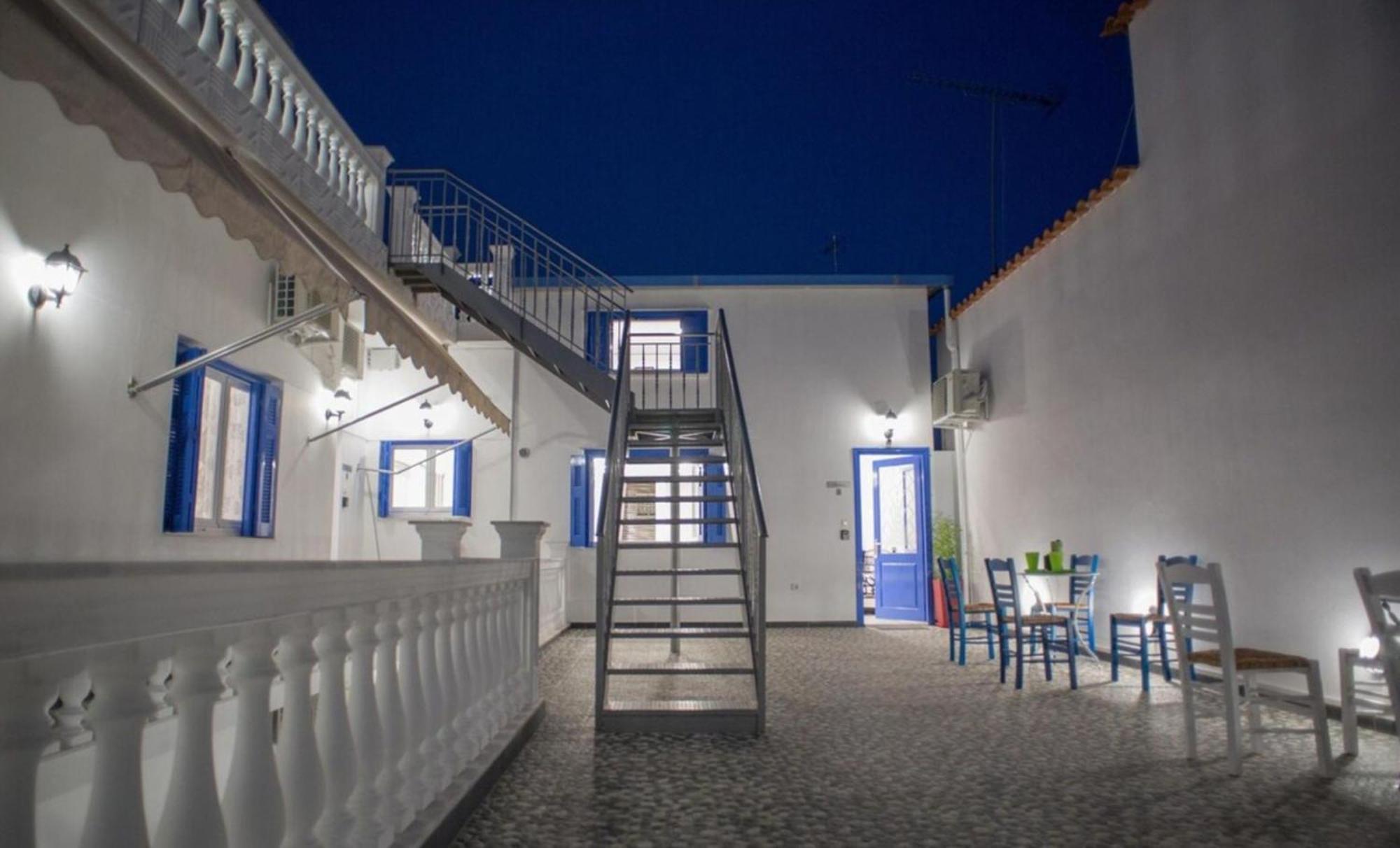 Aimou Studio'S Apartment'S Pireus Zewnętrze zdjęcie